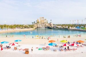 Giá vé vào biển nhân tạo Vinhome Ocean Park 2