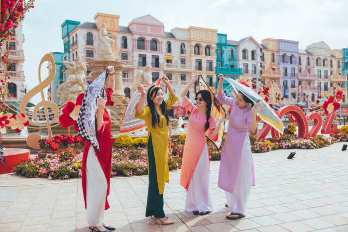 Chơi tết Vinhomes Ocean Park 3 Mega Grand World Chơi tết Vinhomes Ocean Park 3 Mega Grand World