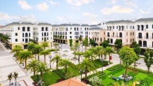 Nhà liền kề hay chung cư