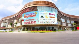 Khai trương Vincom Mega Mall Royal Island Vũ Yên